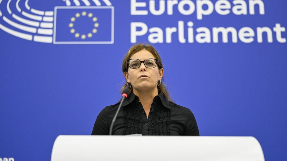 Η Ιλάρια Σάλις